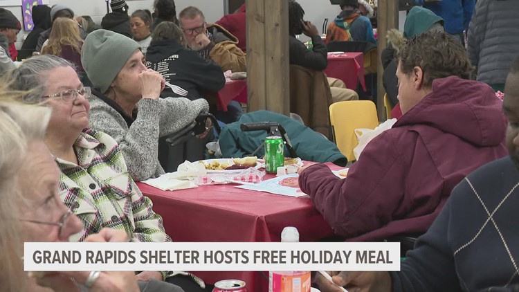 'Family night': Grand Rapids shelter serves free Thanksgiving meals