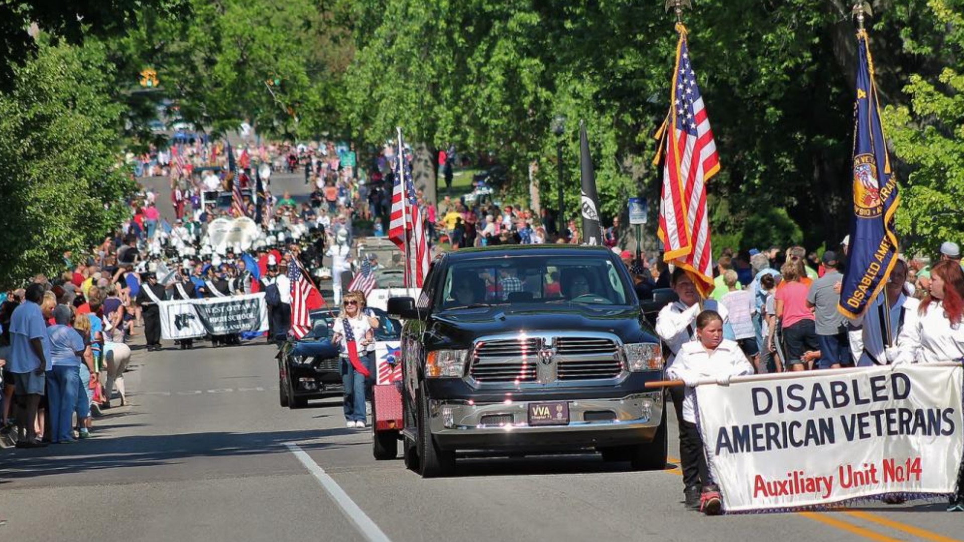 Watch the Holland Memorial Day Parade live