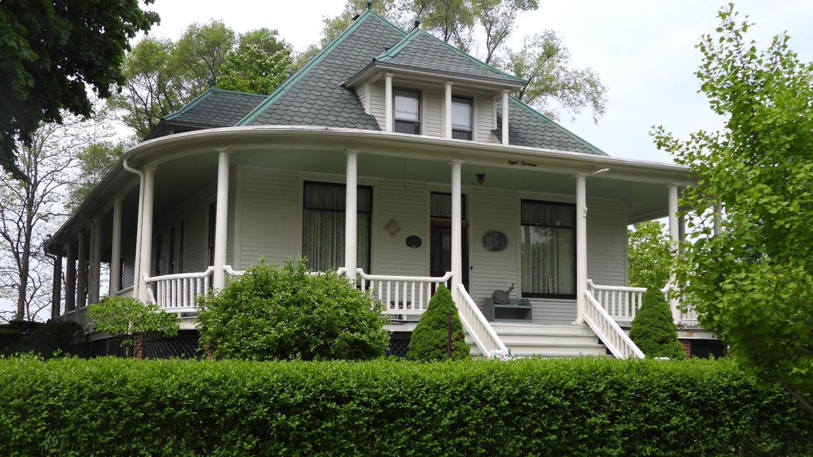 Cottage Walk returns to South Haven - Vimarsana News