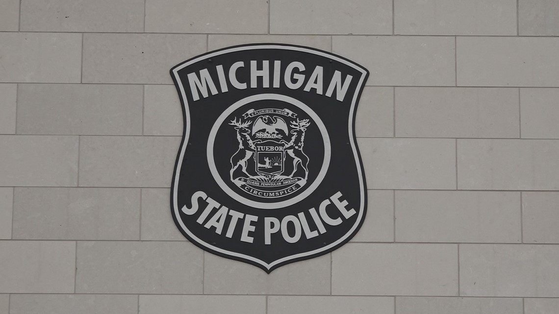 Michigan State Police trooper pulls over banana car, gives driver $20
