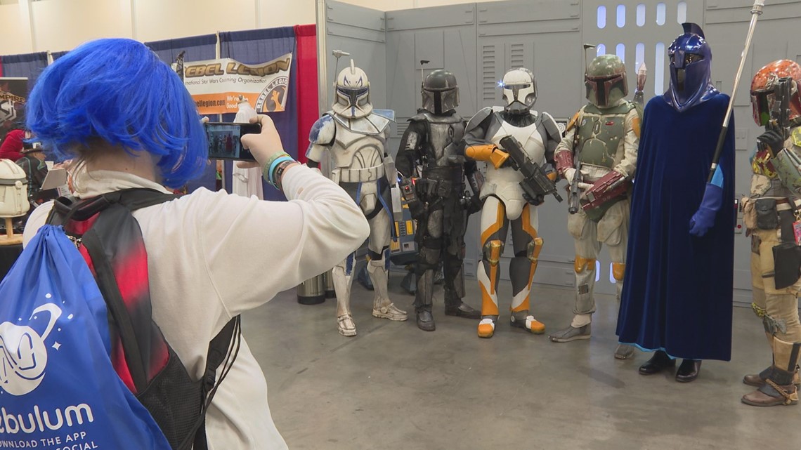 Grand Rapids Comic Con draws crowds from across the country