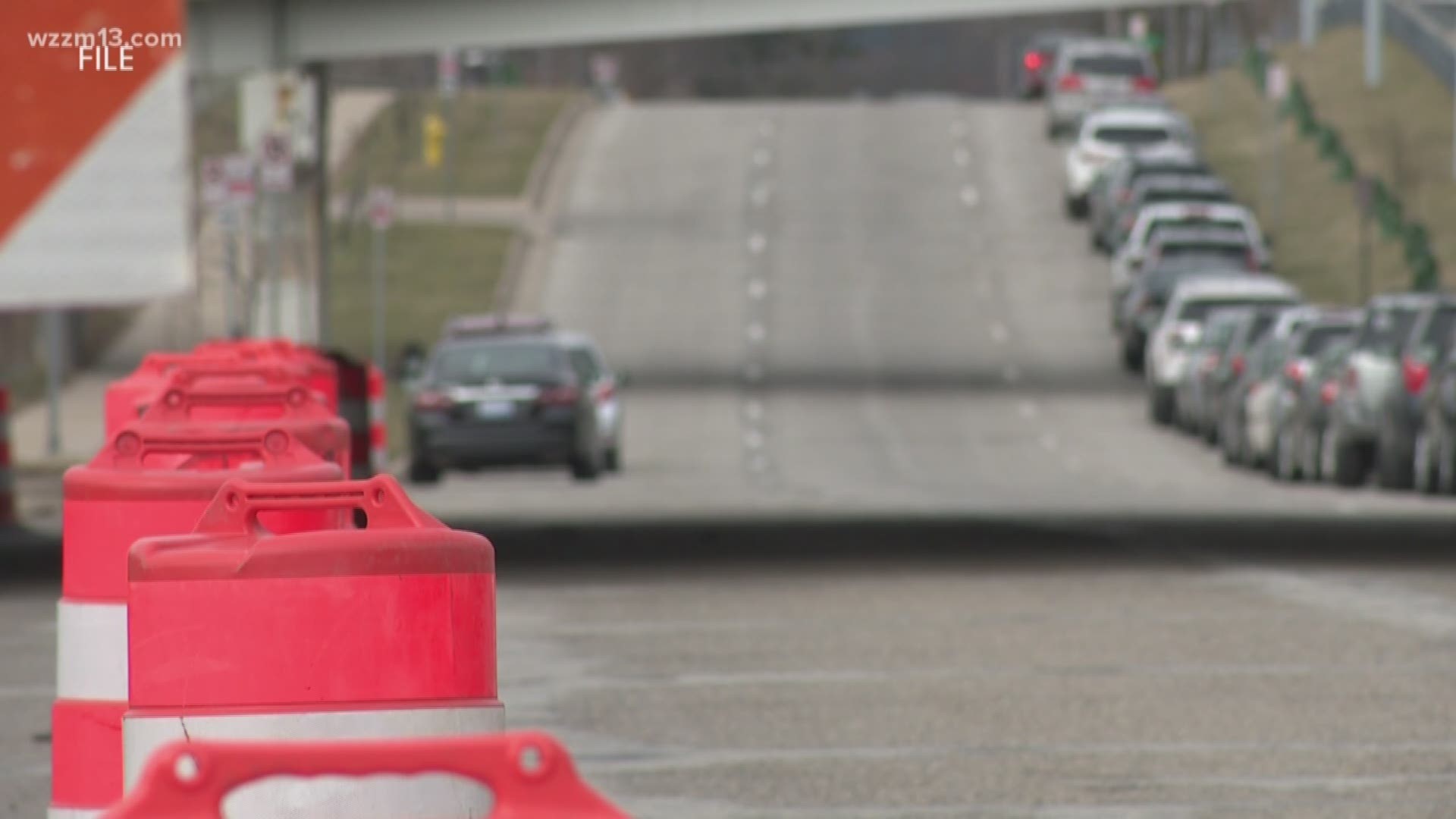 The eastbound I-196 ramp to northbound US-131 will be closed Tuesday from 4 a.m. until 1 p.m. The Michigan Department of Transportation has created a detour: south on US-131 to Pearl Street or Market Avenue, then enter  US-131 NB in that area.