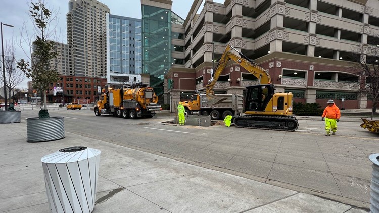 Sinkhole outside of Van Andel Arena closes down parts of Fulton Street