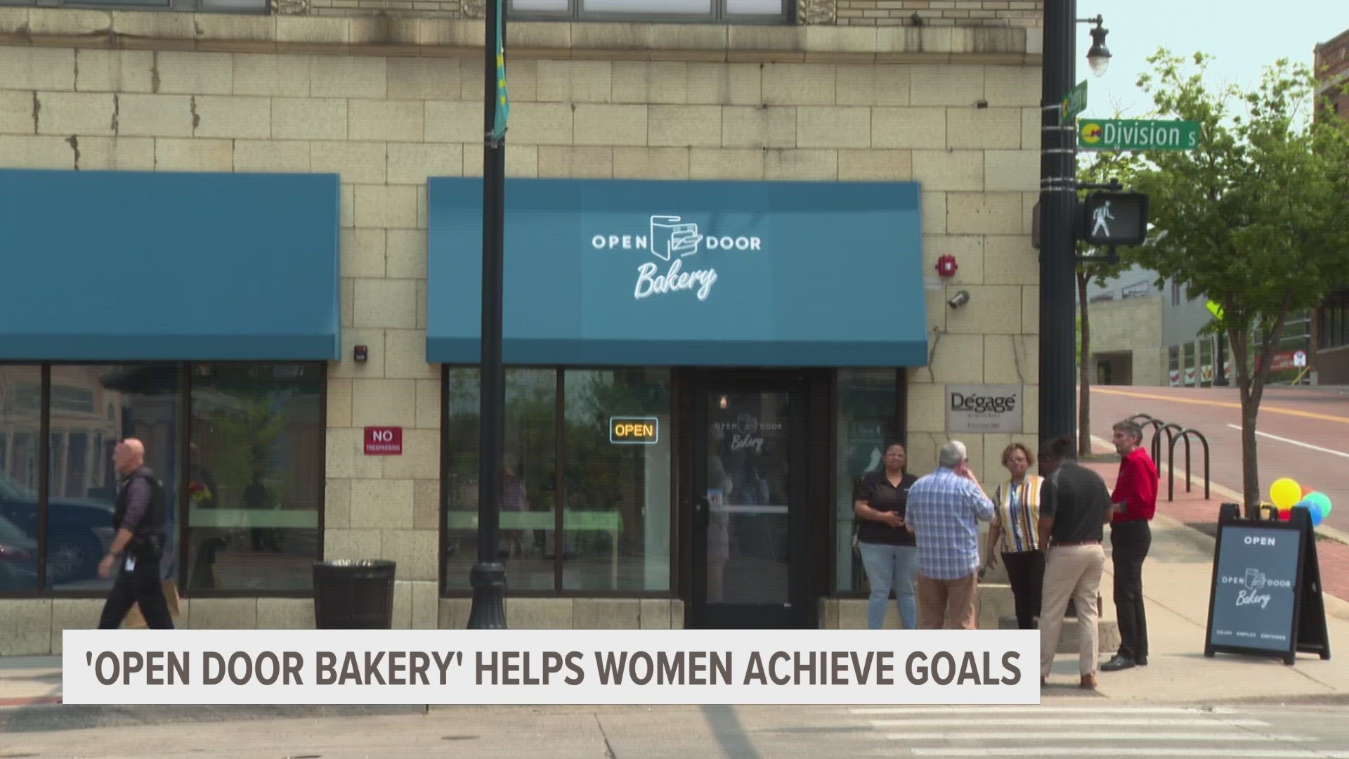 The Grand Rapids homeless shelter celebrated the opening of the 'Open Door Bakery' with a ribbon cutting ceremony this afternoon.