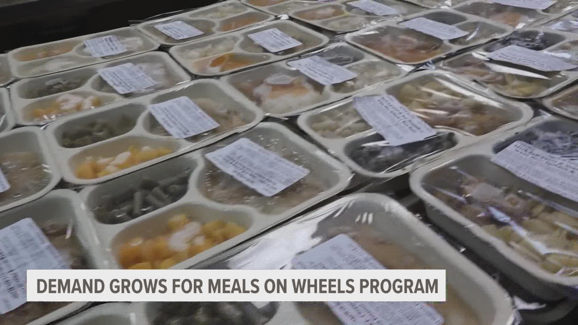It's the season of giving and a local organization is hoping people will give their time volunteering for Meals on Wheels.