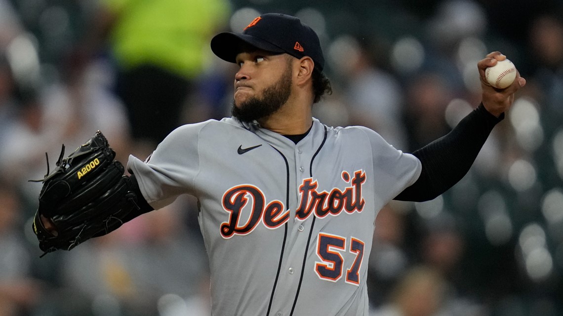 Eduardo Rodriguez pitches into 7th inning as Tigers beat White Sox 4-2