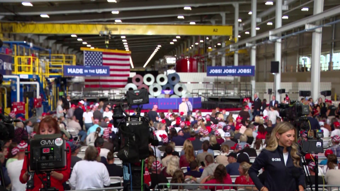 LIVE Trump speaks at rally in Walker, Michigan