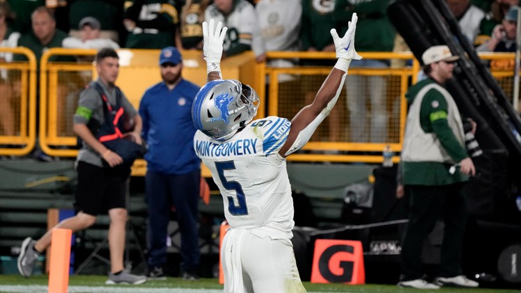 Montgomery puts up 100+ yards as Lions beat Packers 34-20