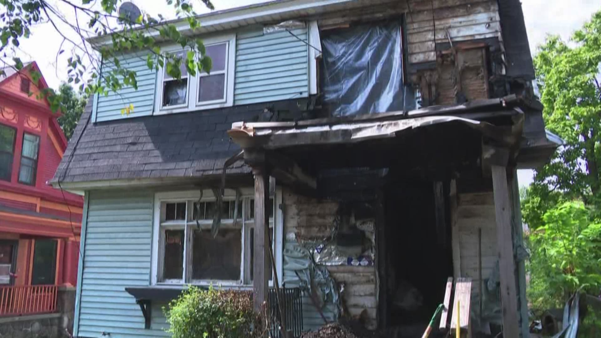 Cause of house fire remains a mystery in Grand Rapids