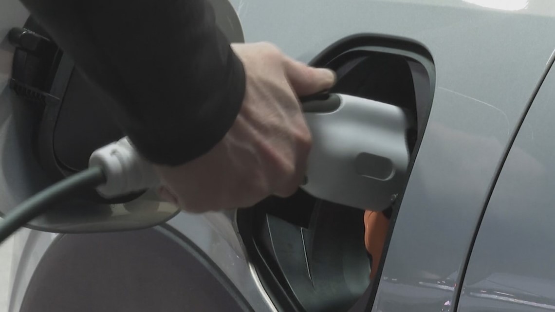 Do electric vehicles have a lower carbon cost? - Vimarsana News