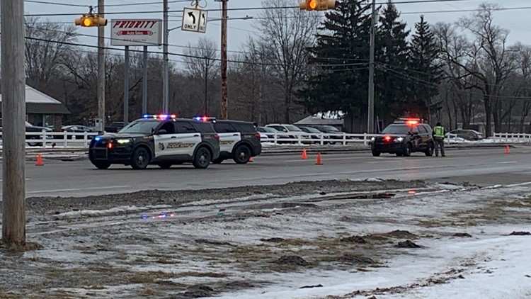 One dead, four injured after Muskegon Co. crash | wzzm13.com