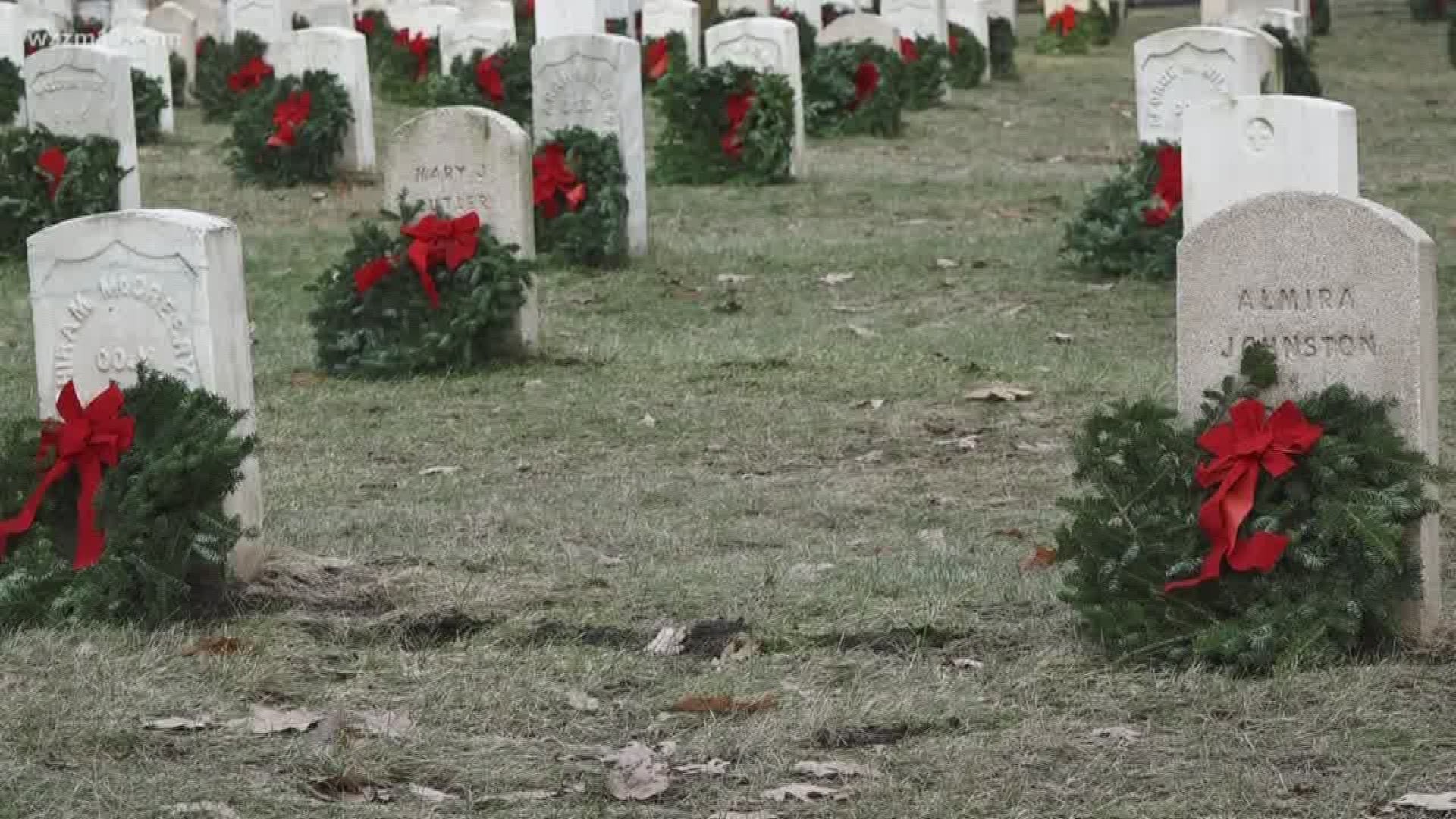 Fallen veterans honored with wreaths