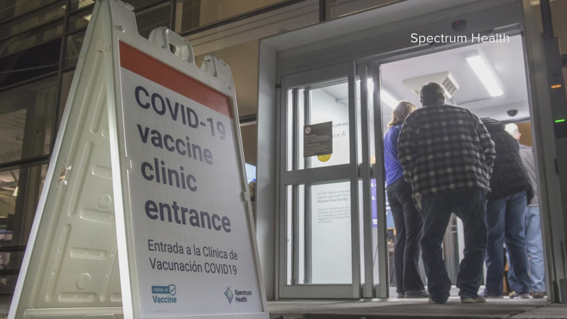 The federal government wants to speed up the delivery of COVID-19 vaccines.