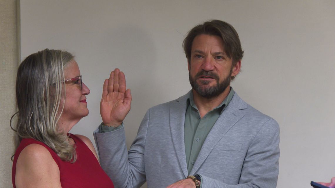 Chris Kleinjans sworn in to Ottawa Co. Board of Commissioners - Vimarsana News