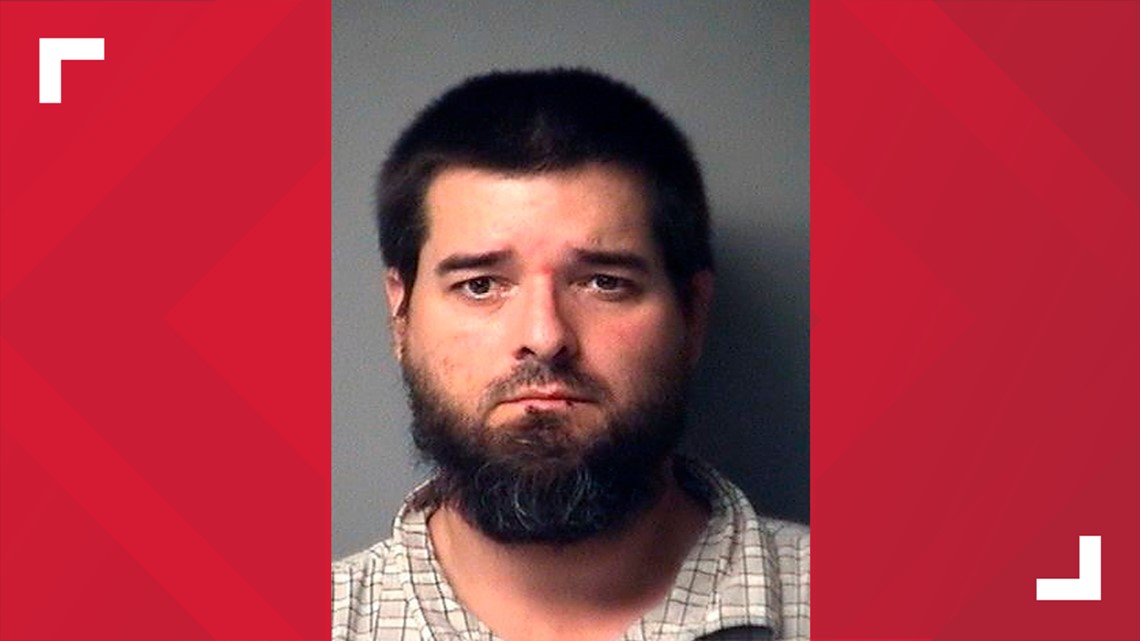 Man charged with aiding Whitmer kidnap plot testifies - Vimarsana News