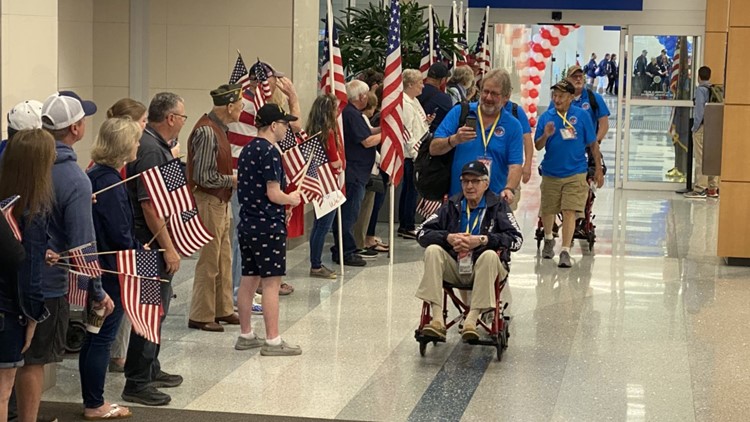 80 veterans participate in honor flight