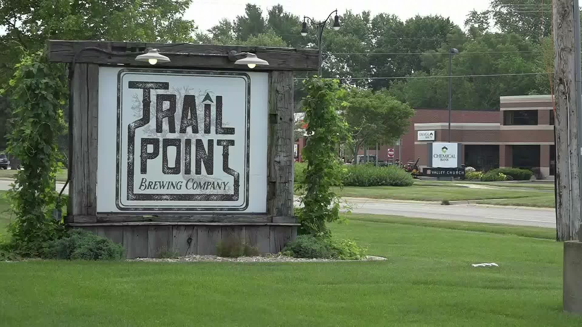Trailpoint closed when an employee got sick, before even knowing if the test was negative or positive. They say that extra precaution is necessary.