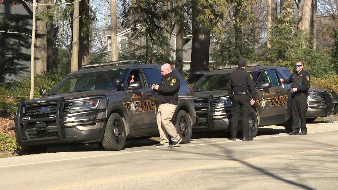 Sheriff shares update on body found on Lake Michigan shoreline | wzzm13.com