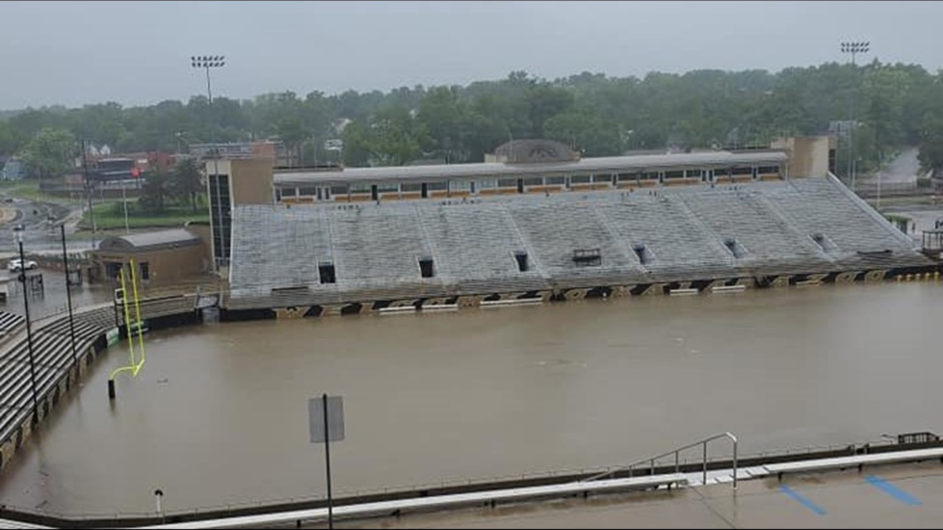 Flooding is causing issues for folks in Kalamazoo. Overnight rains pushed water levels up, causing flooding in many low-lying areas -- including Waldo Stadium at WMU.