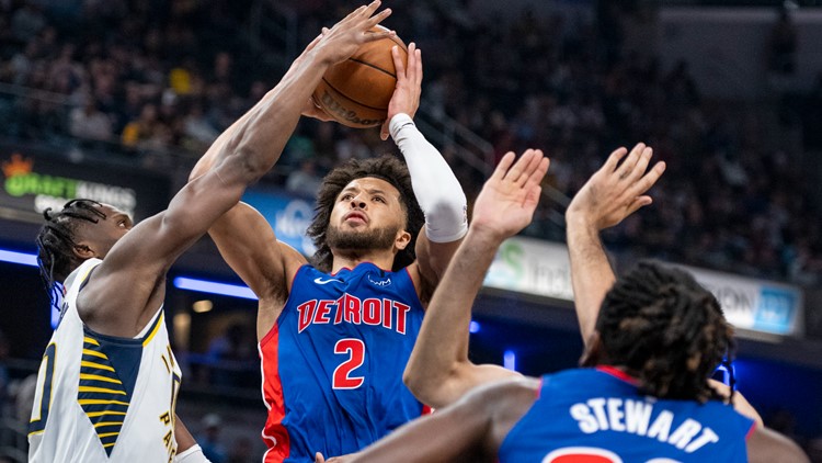Bey hits 3-pointer late in OT, Pistons edge Spurs 117-116 - The San Diego  Union-Tribune