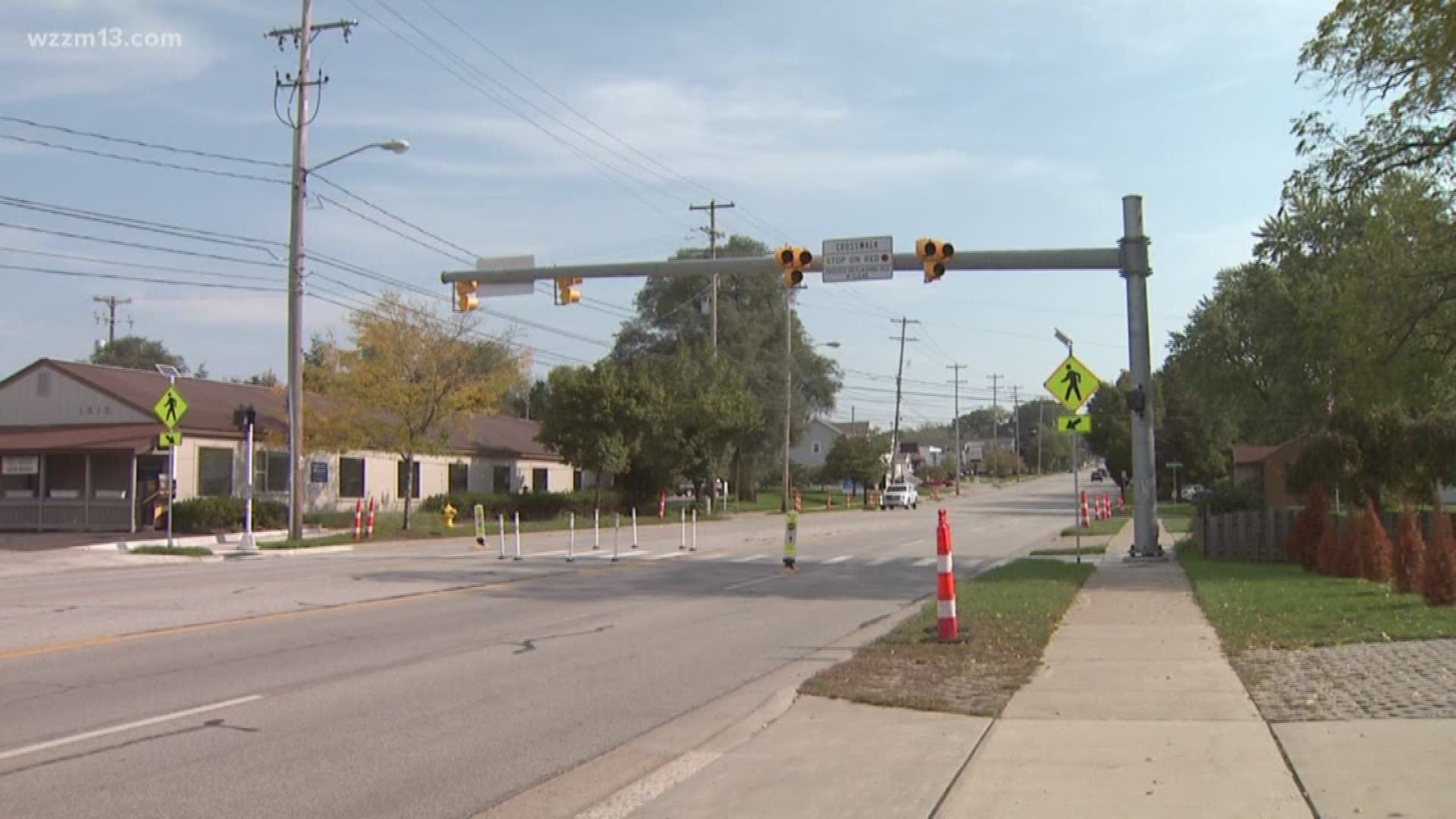 Grand Rapids installs new crossing