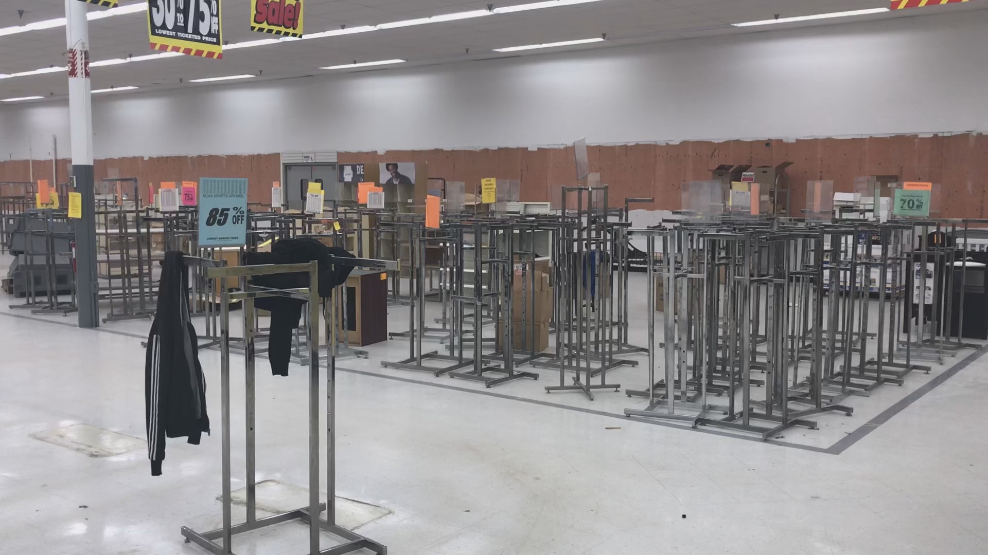 Last Kmart in Michigan is closed