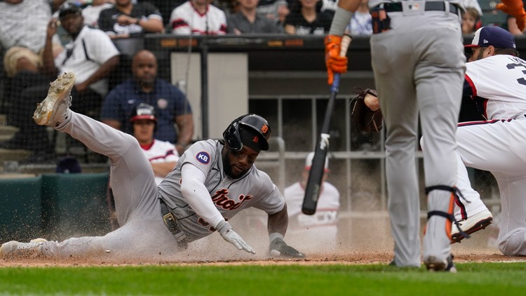Chicago White Sox fall to Tigers 5-3 for 4th straight loss