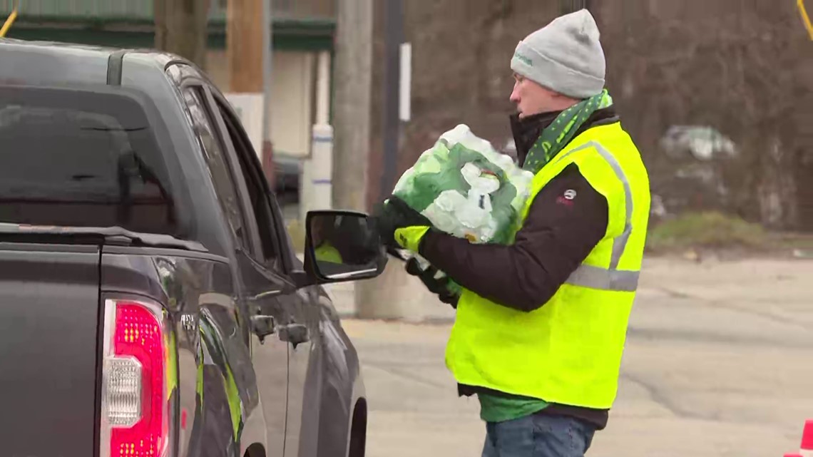 How to get free bottled water grand rapids boil water advisory