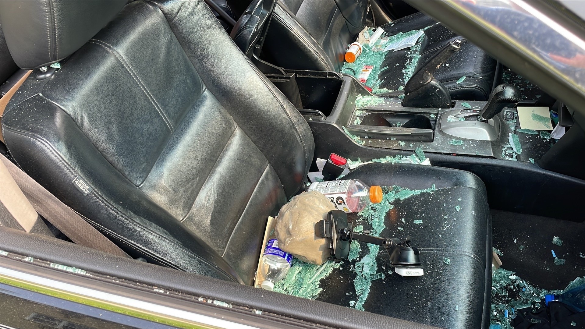 Man arrested for throwing rocks at cars in GR | wzzm13.com