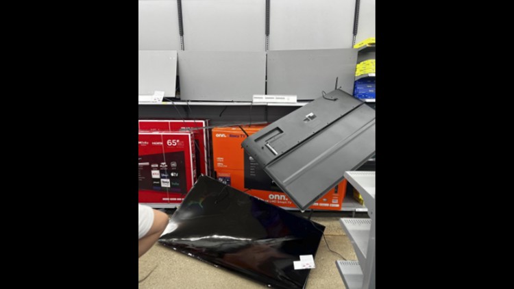 Man's supermarket rampage leaves thousands in damage inside