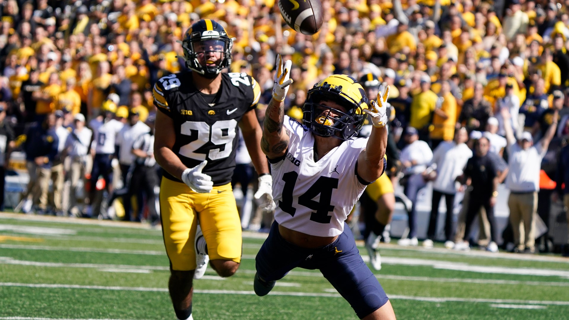 Michigan was ready to play at Iowa’s Kinnick Stadium, right down to the pink towels.