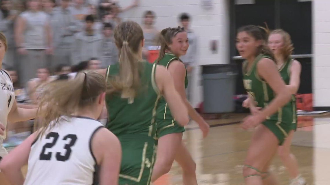 West Ottawa survives and advances with 49-36 win over Zeeland West | wzzm13.com