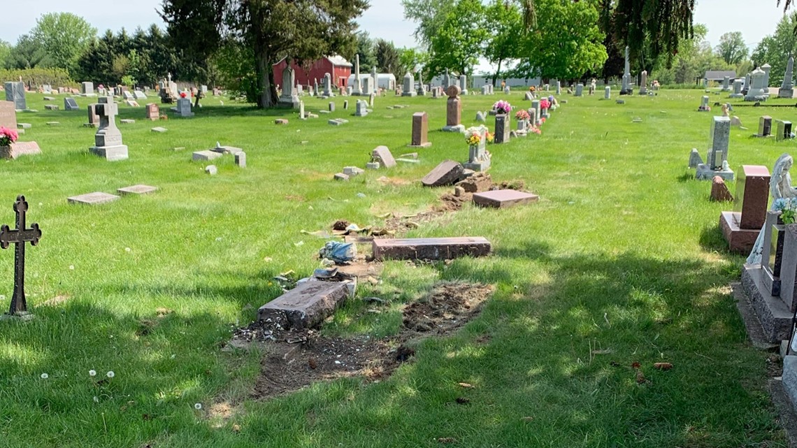 Headstones at Michigan cemetery damaged in crash - Vimarsana News