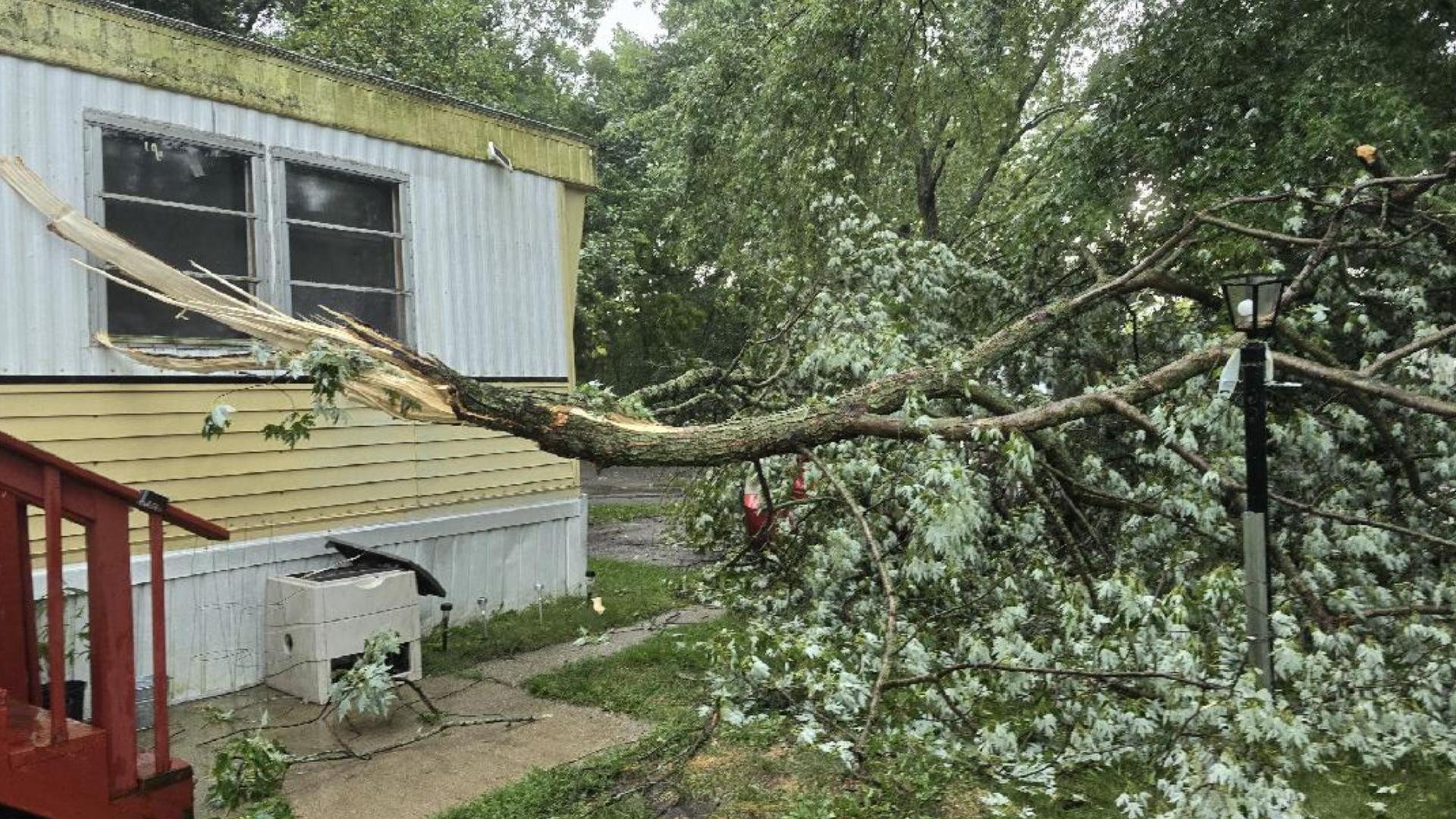 Consumers Energy Makes Plan To Restore Power To Michigan | Wzzm13.com