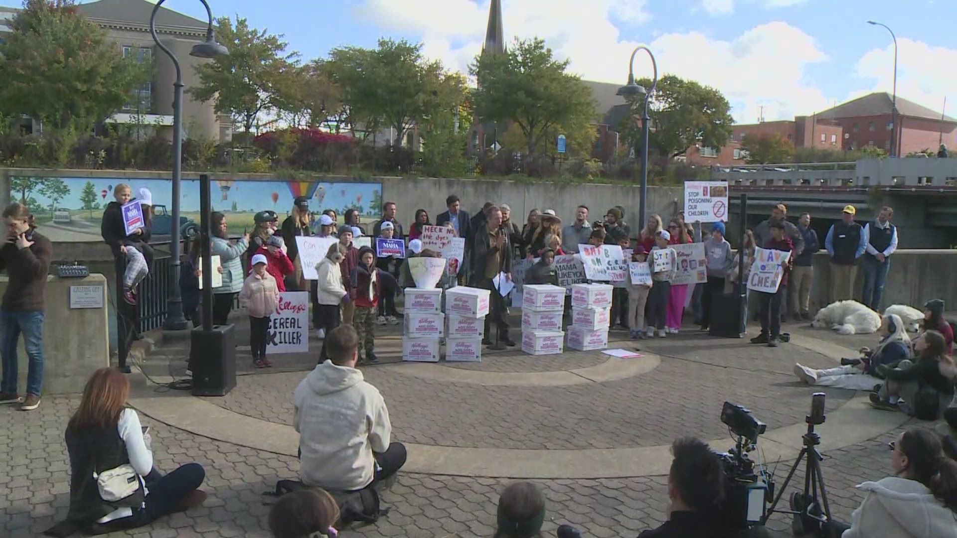 About 1,000 people are protesting the use of artificial dyes and preservatives in children’s cereal.