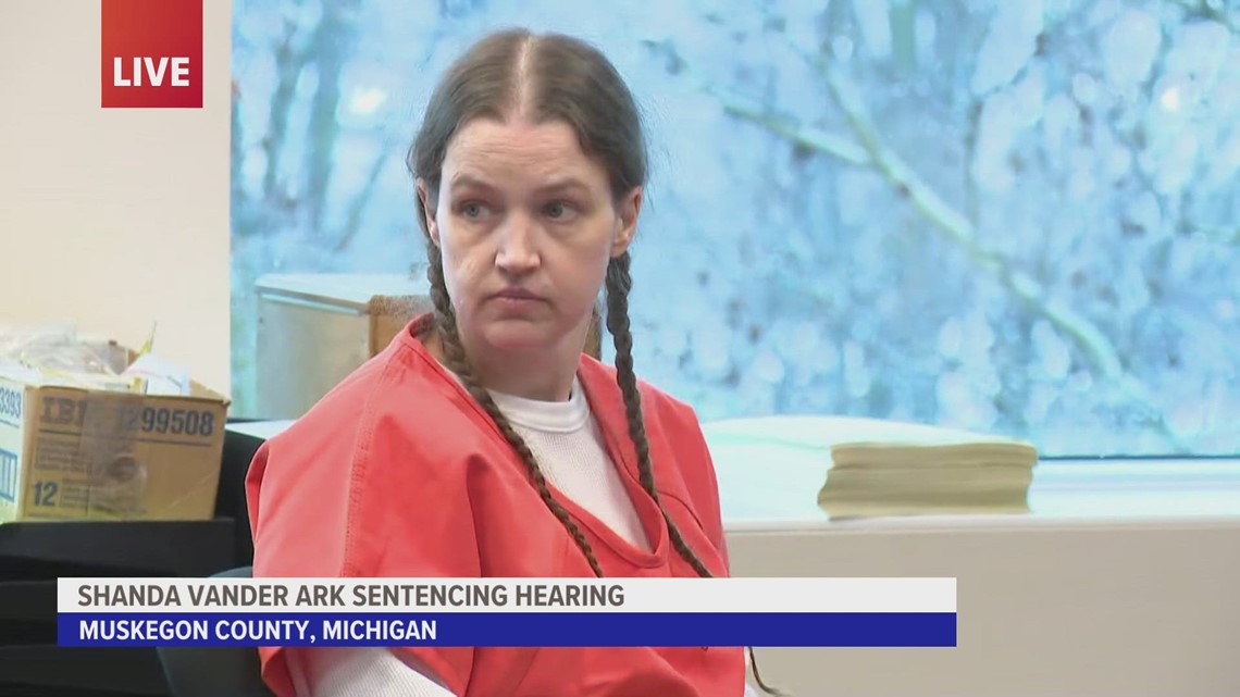 Shanda Vander Ark enters the courtroom to learn her sentence | wzzm13.com