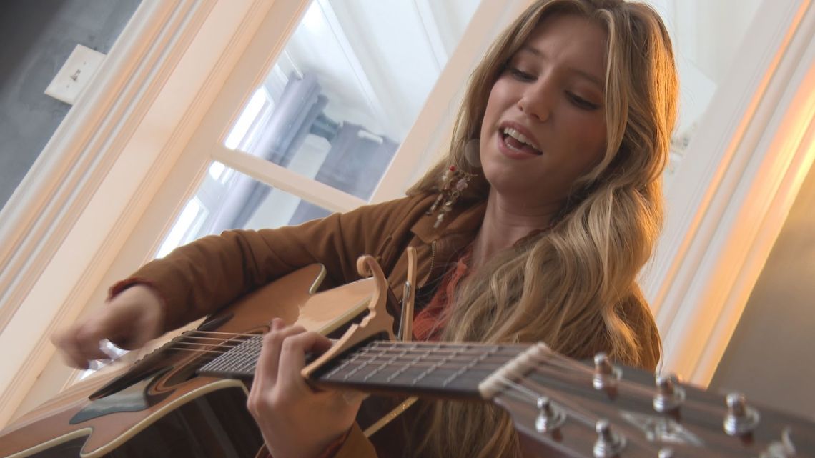 West MI country singer set to release debut album next year | wzzm13.com