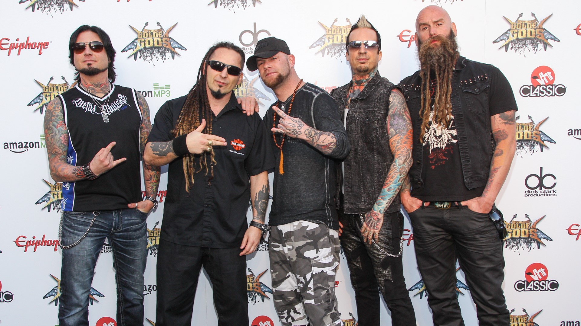 Five finger death punch фото