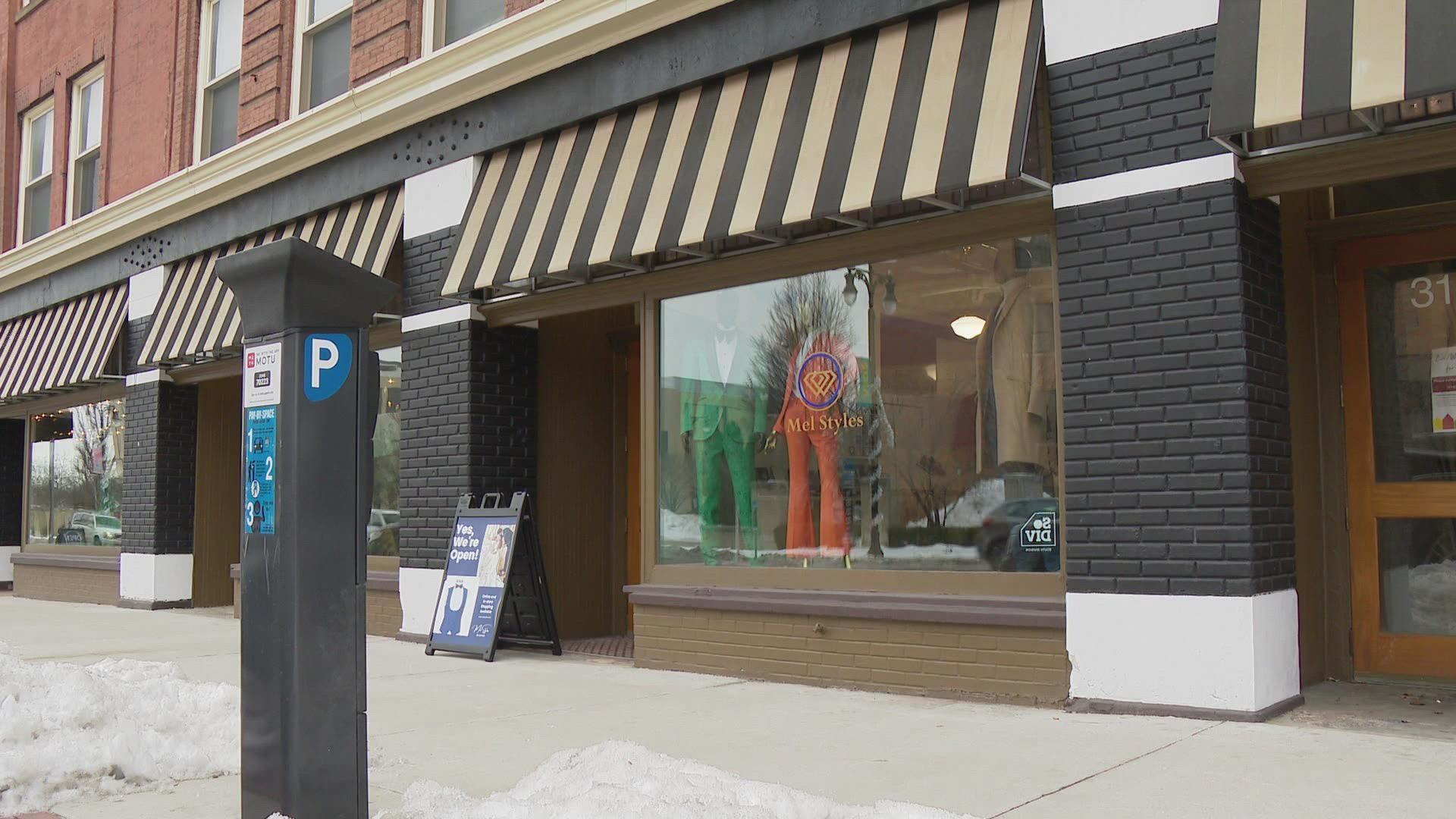 We're continuing our coverage of a 13 ON YOUR SIDE investigation into a custom suits shop in downtown Grand Rapids.