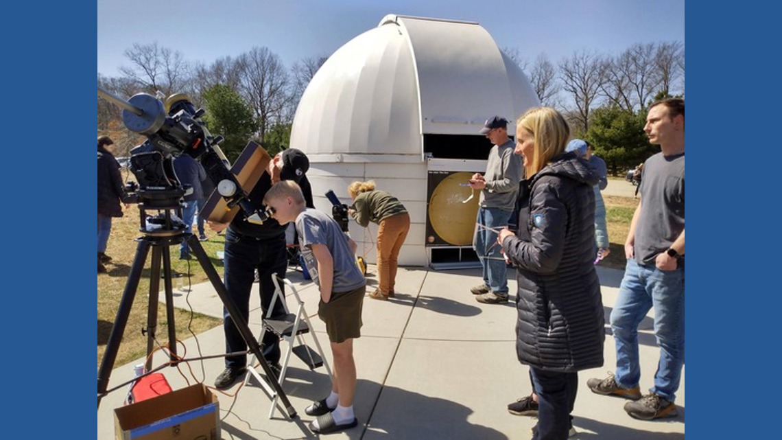 Eyes on the sky for this all-evening event at the Hemlock Crossing observatory