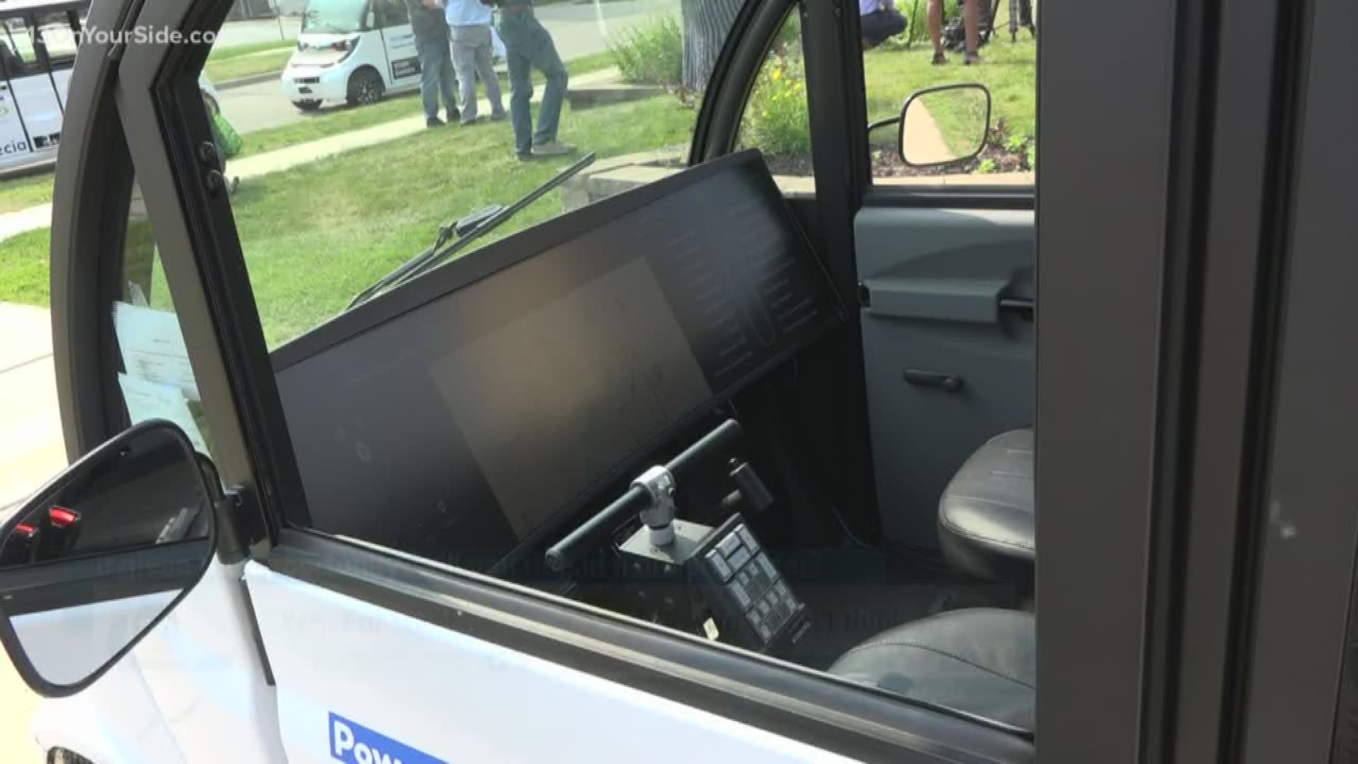 Self-driving cars hit the roads in Grand Rapids