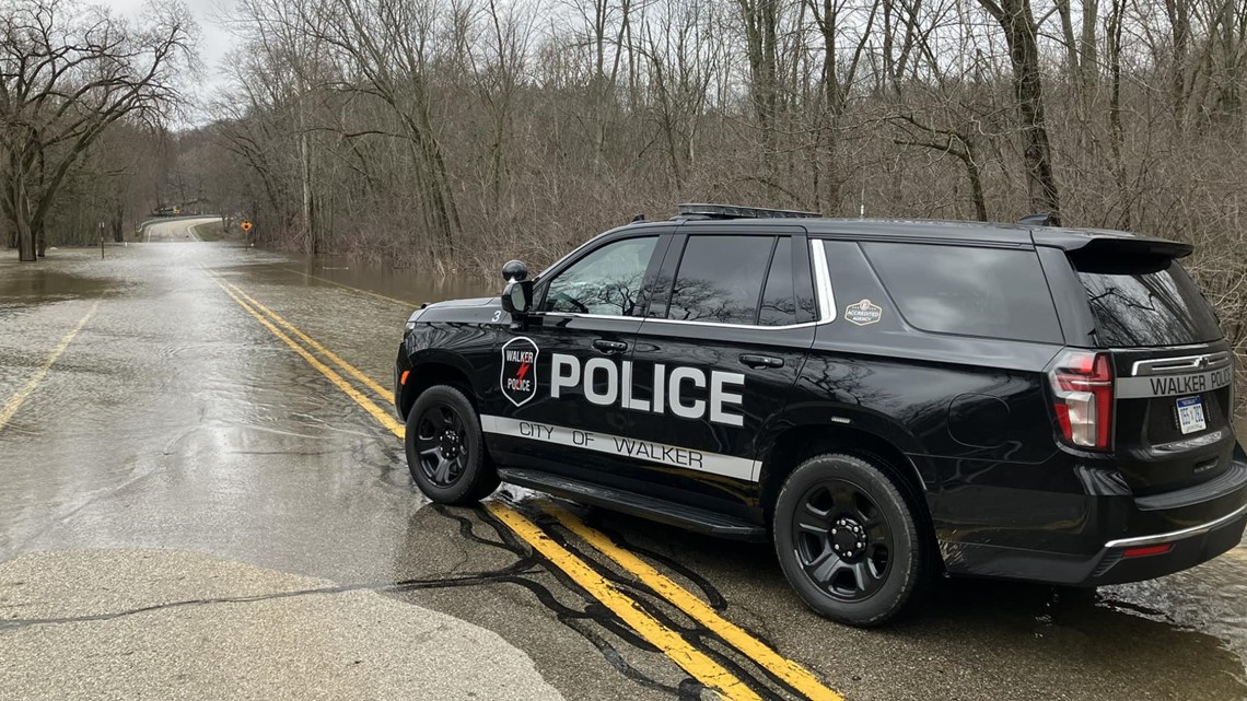 Grand River floods Veterans Memorial Drive - Vimarsana News