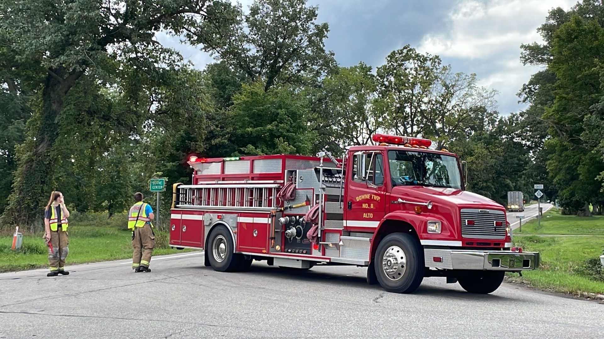 3 dead, 1 hurt after crash at Alden Nash Avenue at 92nd St