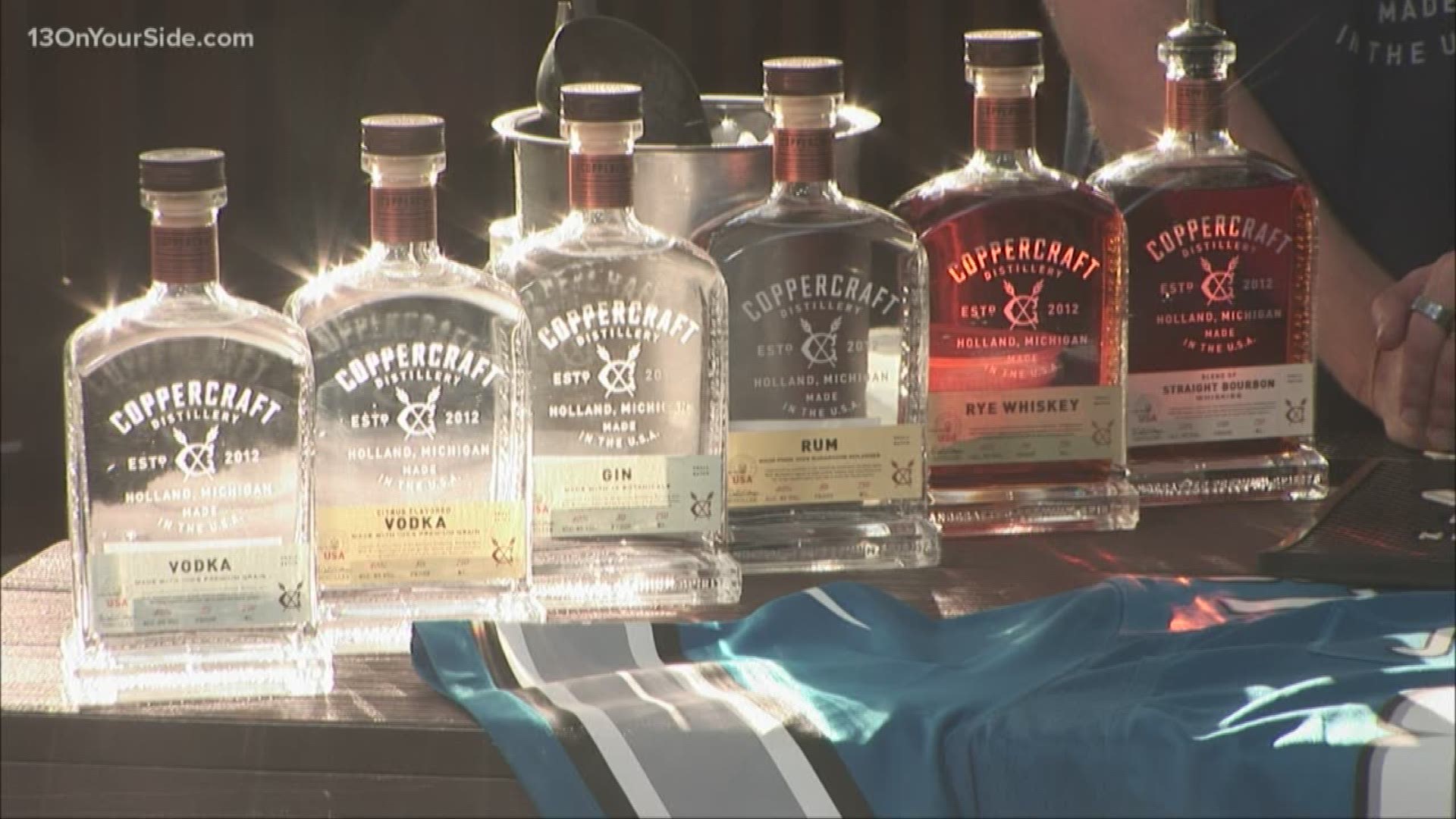 See how Coppercraft Distillery is serving up cocktails to football fans at Ford Field.