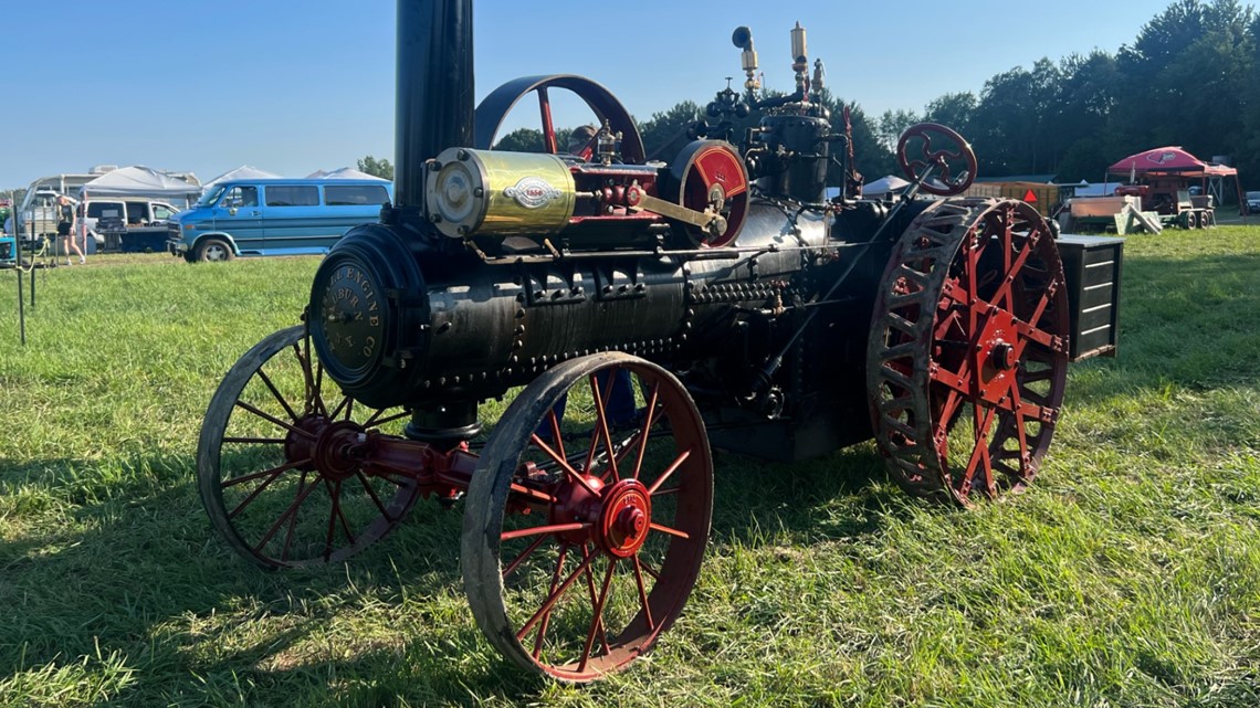 This Michigan antique tractor show will take you back in time