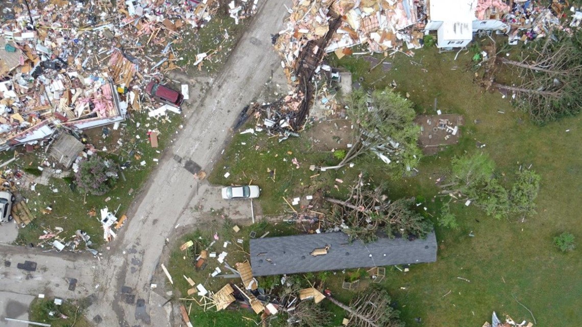 Mobile home park residents return after Gaylord tornado