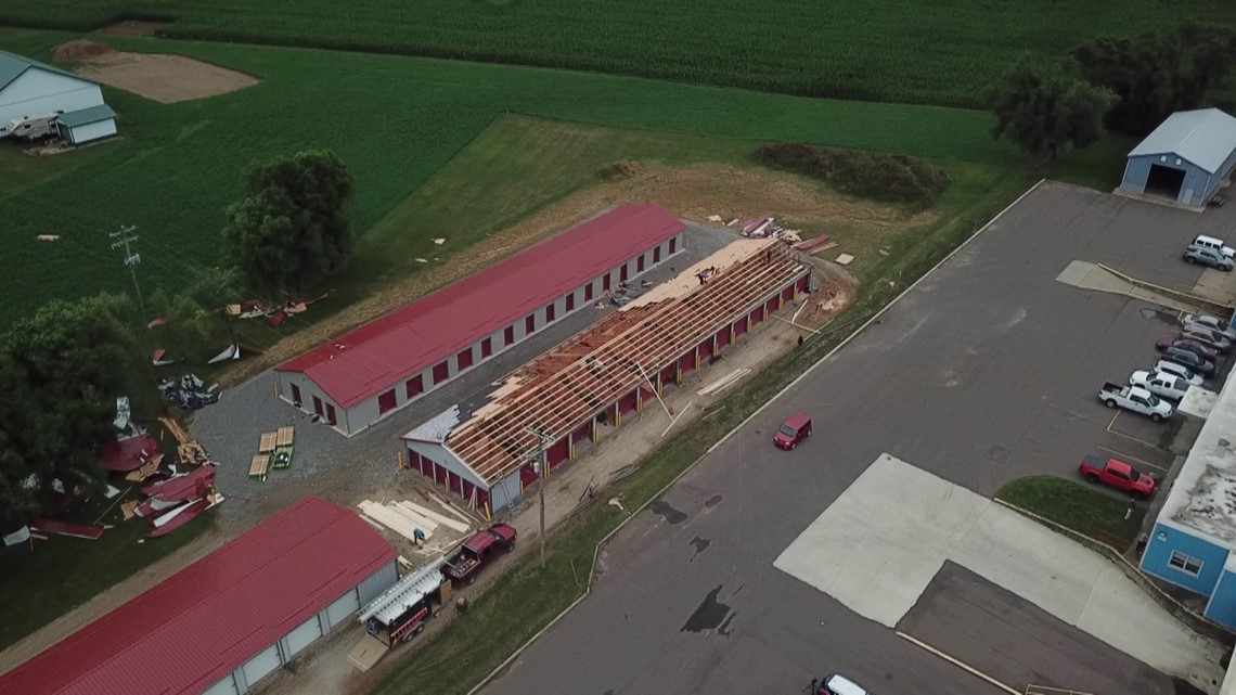 Confirmed EF1 tornado touched down in Colon, Michigan