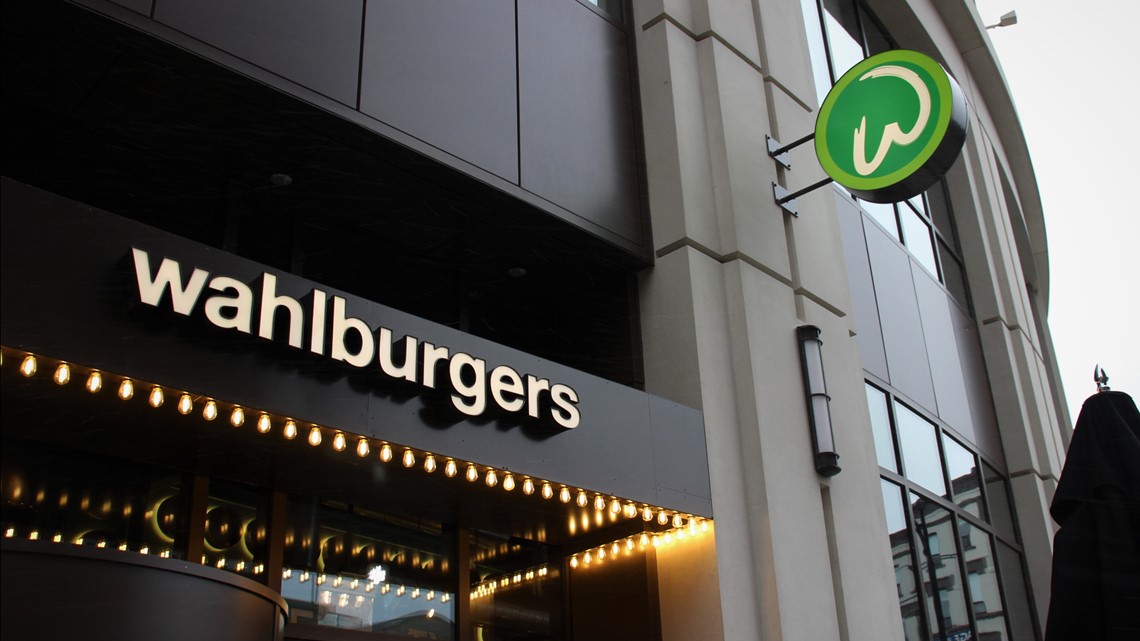 What's filling the old Wahlburgers location in Grand Rapids