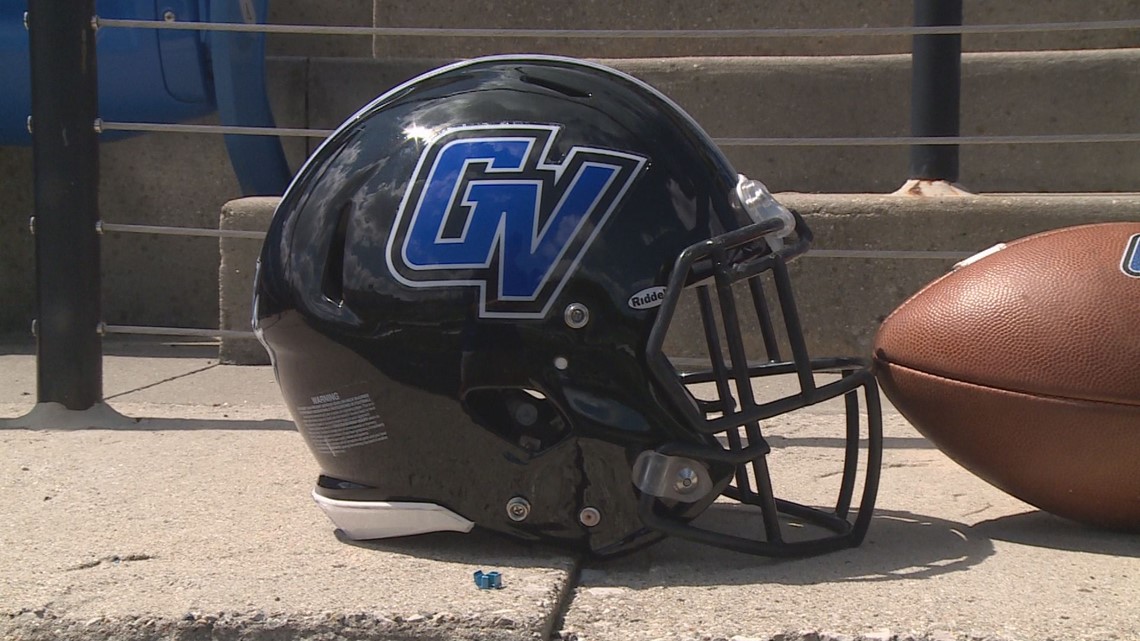 Football faces old foe SD Mines - Valley City State University