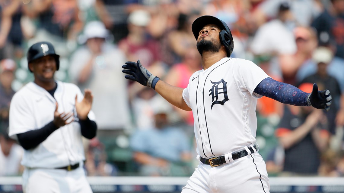 Twins rally for third straight win over Tigers, 9-4